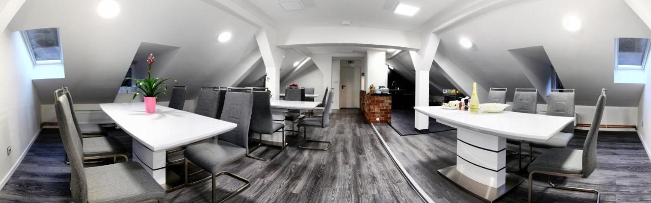 Hotel Kotva Грженско Екстер'єр фото